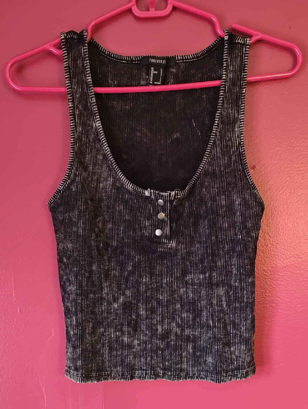 Forever 21 Black Acid-Wash Ribbed Henley Crop Tank
